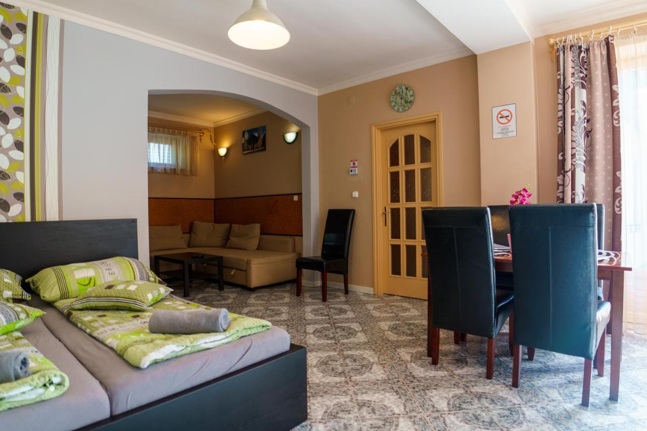 Hotel Aranyhid Vendeghaz Makó Zewnętrze zdjęcie