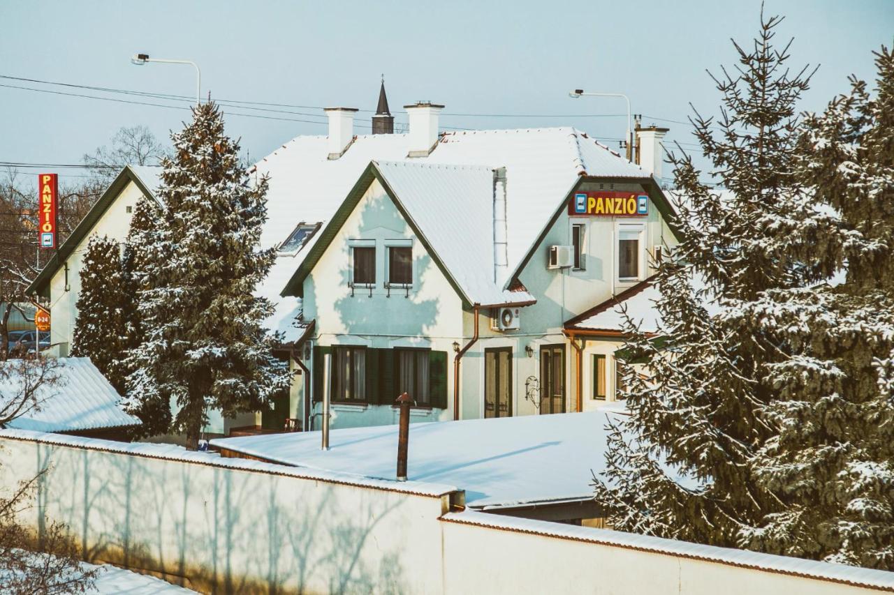 Hotel Aranyhid Vendeghaz Makó Zewnętrze zdjęcie