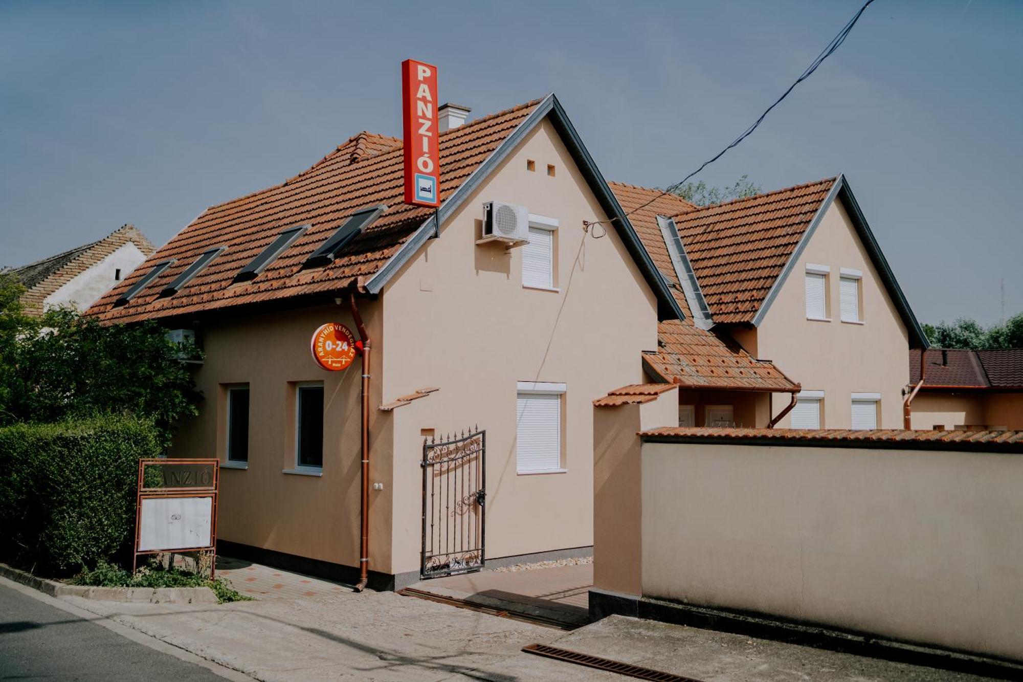 Hotel Aranyhid Vendeghaz Makó Zewnętrze zdjęcie