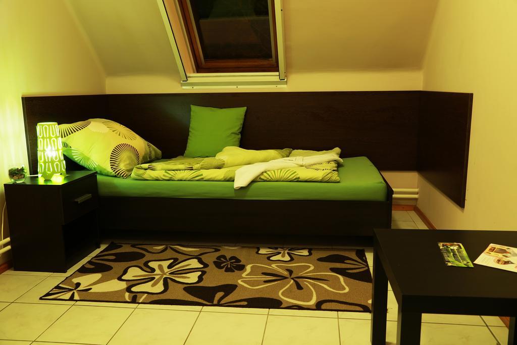 Hotel Aranyhid Vendeghaz Makó Pokój zdjęcie